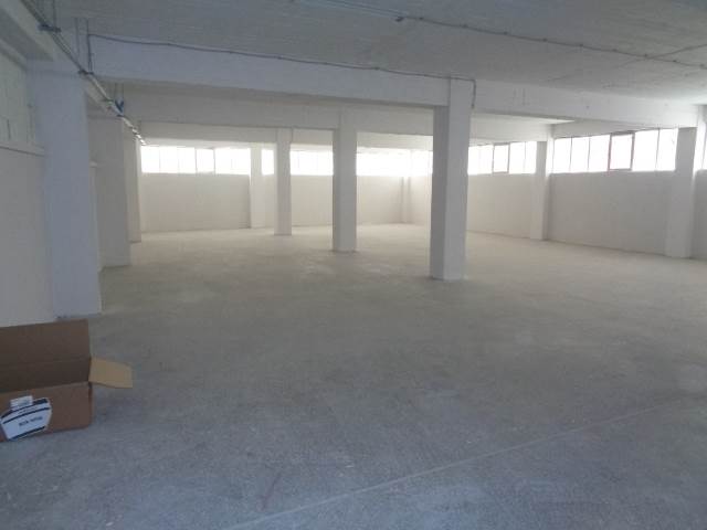 (For Rent) Commercial Commercial Property || Athens North/Metamorfosis - 1.400 Sq.m, 6.900€ 